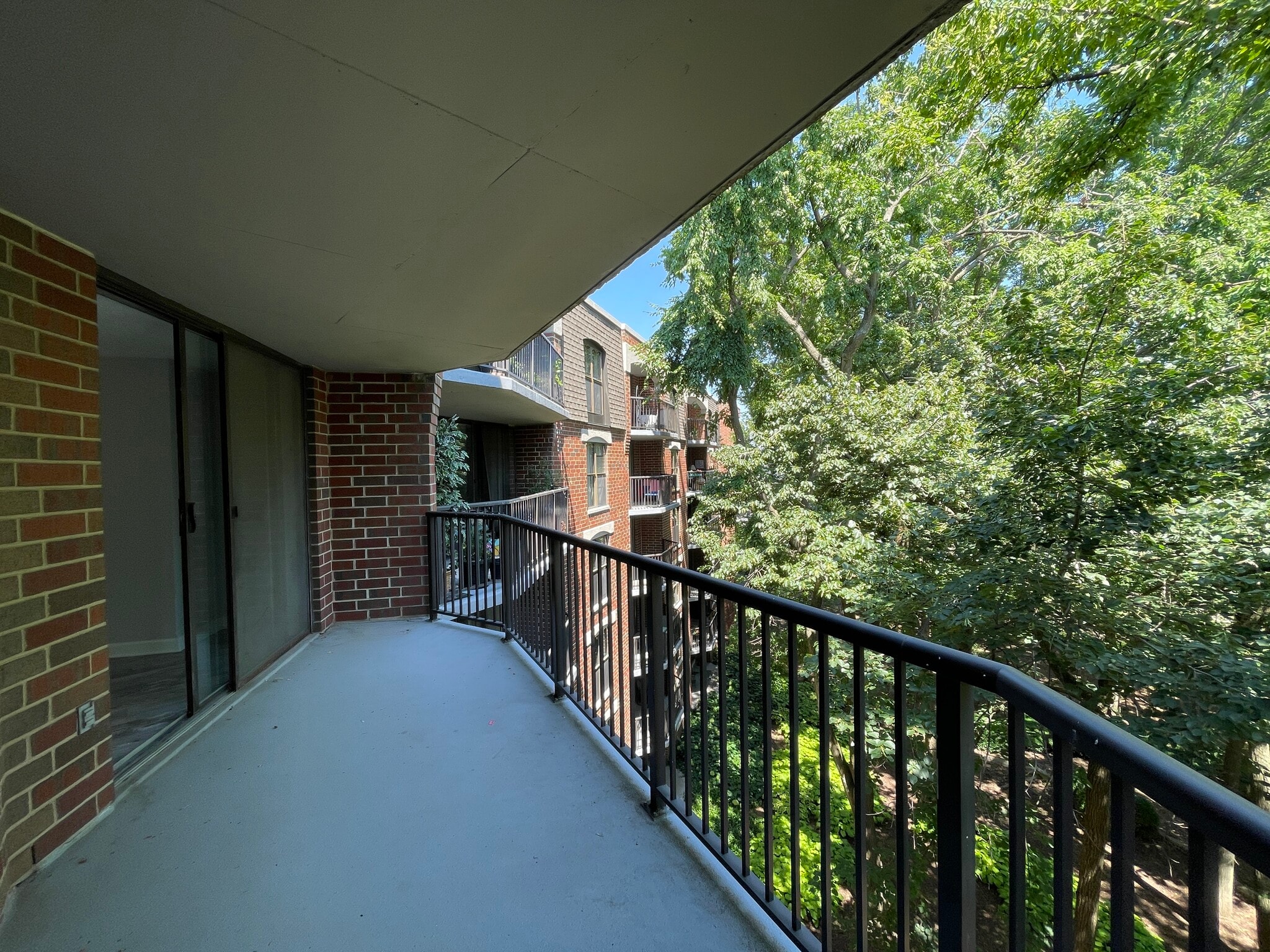 Building Photo - 509 Aurora Ave