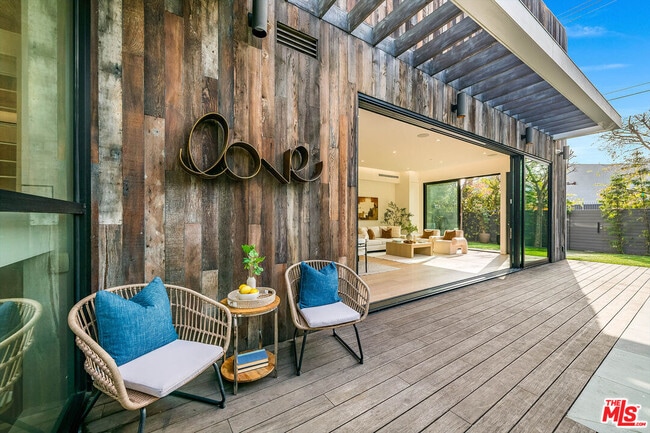 Building Photo - 1620 Electric Ave