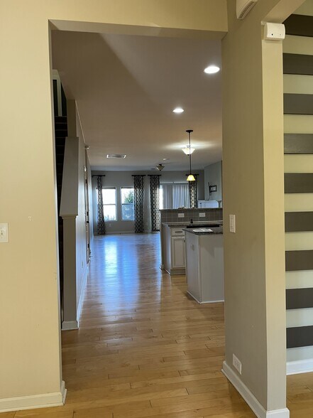 Building Photo - 105 E Neel Ranch Rd