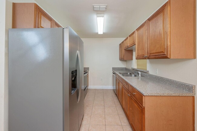 Building Photo - 535 Wingspan Way
