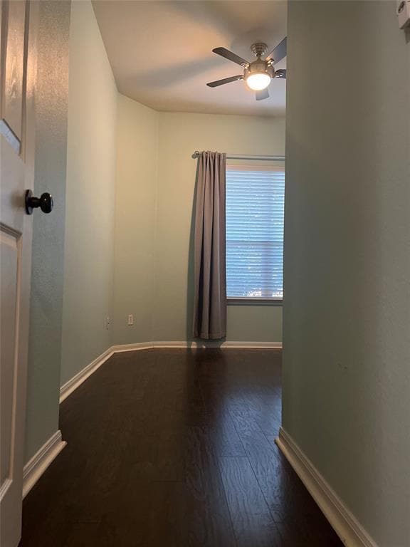 Building Photo - 600 Spanish Oak Terrace