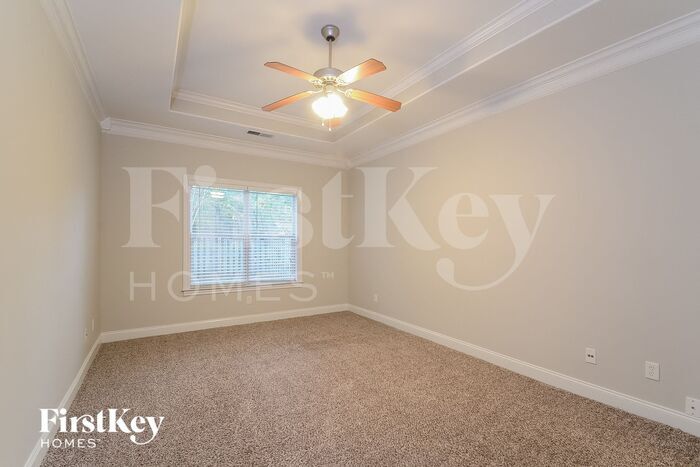 Building Photo - 230 Vineyard Ln