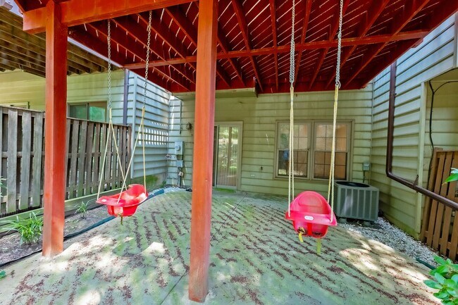 Building Photo - Great 3br 2.5 Bath Townhome in Rockville MD