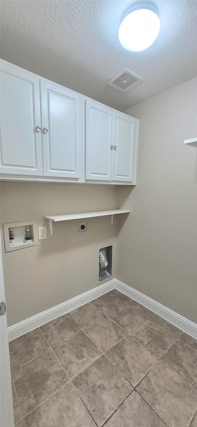 Building Photo - 12014 Chelsea Elm Ct