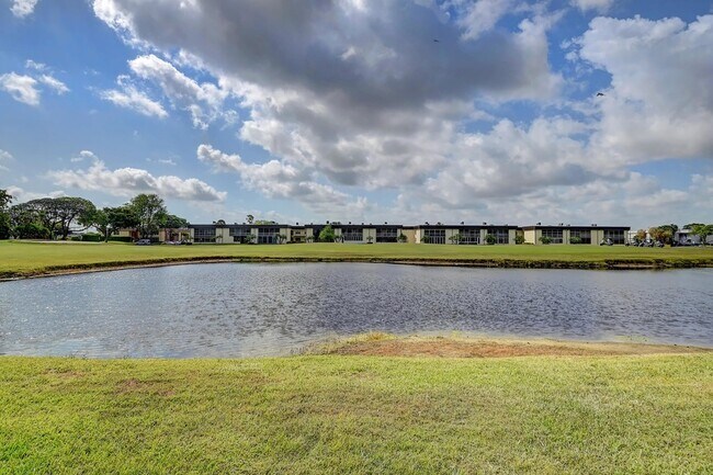 Building Photo - 974 Normandy Trail