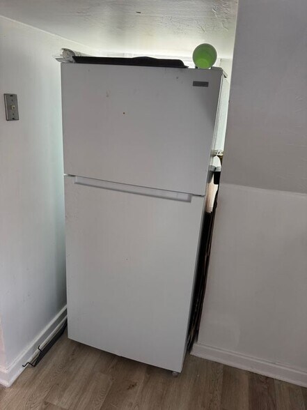 Building Photo - 2606 Wycliffe Rd