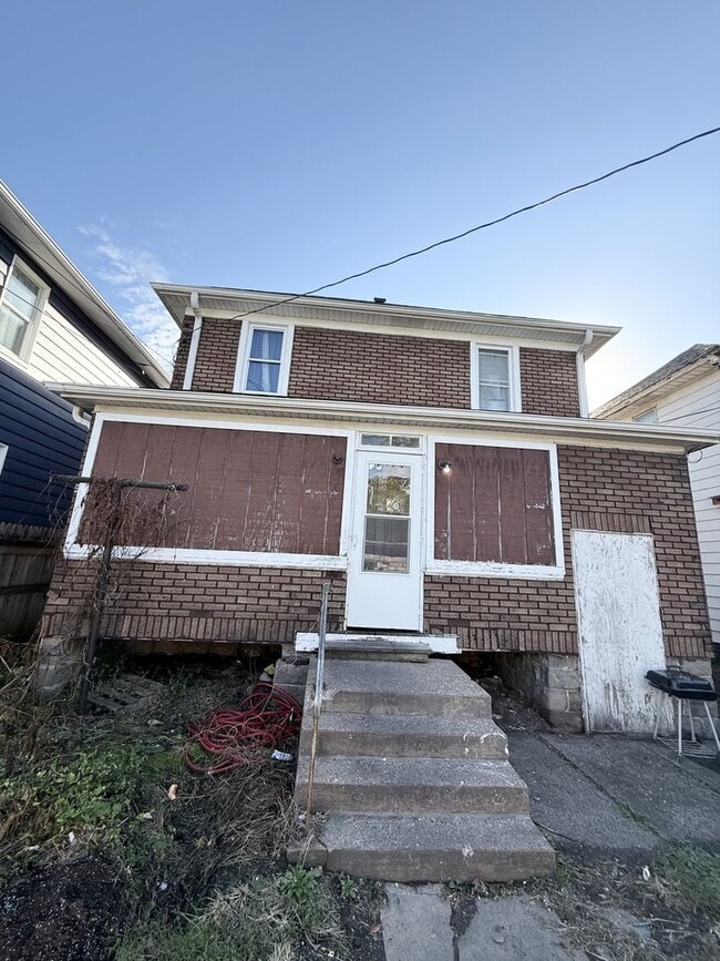 Building Photo - 1409-1409 1/2 18th Ave