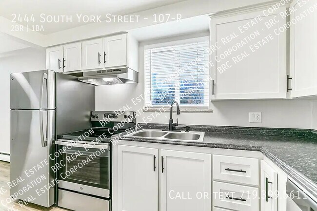 Building Photo - 2444 S York St