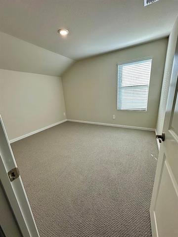Building Photo - 708 Hemingway Ln