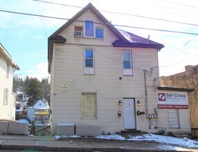 Building Photo - 692/694/696 Willey Street