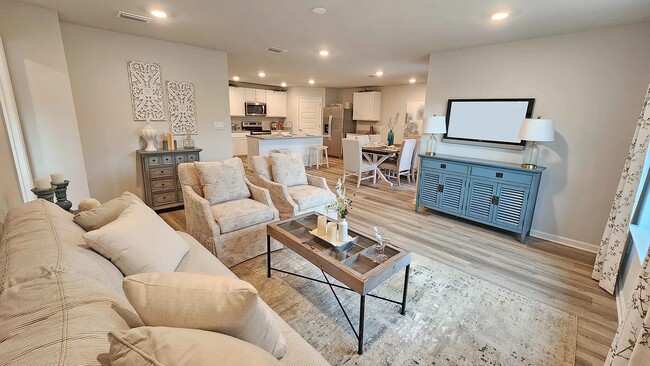 Building Photo - 5225 Pinyon Dr