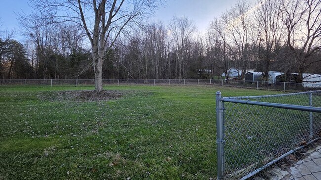 Building Photo - Delightful Home Now For Lease