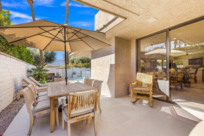 Building Photo - 76 Princeton Dr