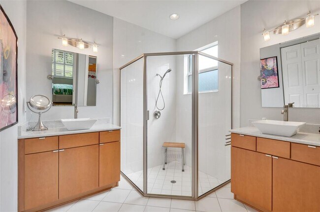 Building Photo - 15840 Aurora Lake Cir