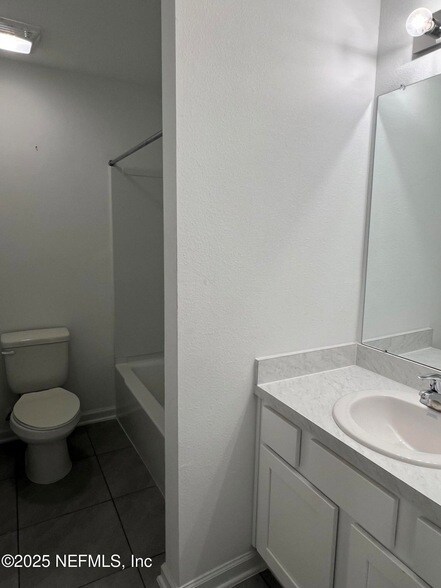 Building Photo - 4021 Haymon Ave