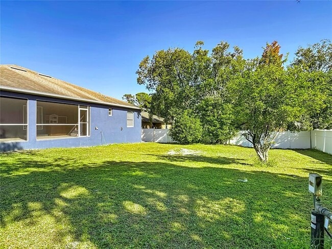 Building Photo - 111 Colomba Rd