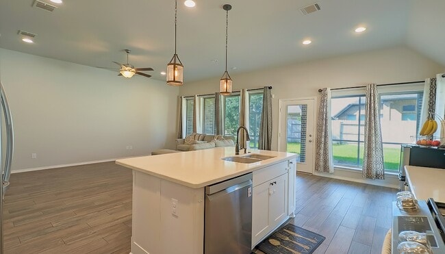 Building Photo - 4540 Mesquite Terrace Dr
