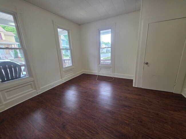 Building Photo - 54 Sprague Ave