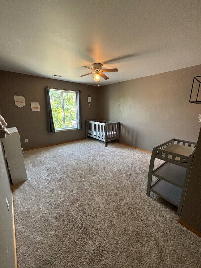 Building Photo - Charming 3-Bedroom  2.5 Bath retreat in Be...