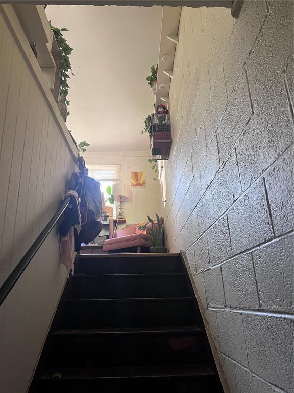 Building Photo - 3205 Grooms St