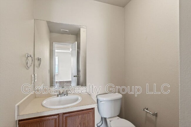 Building Photo - 4951 Orchid Star