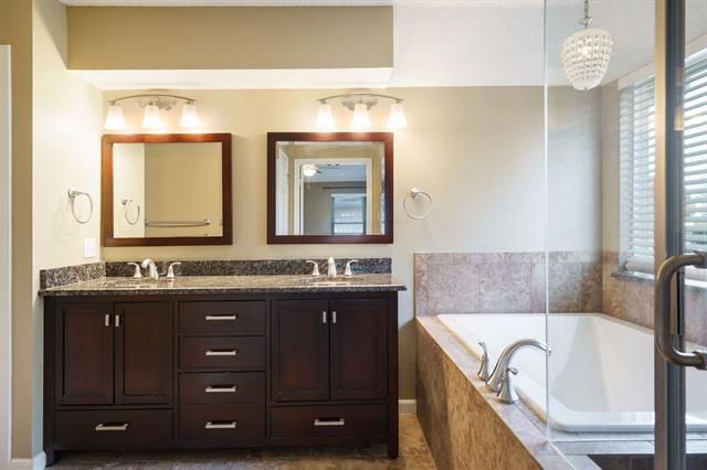 Building Photo - 2213 Heatherton Pl