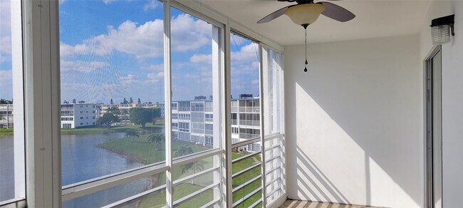 Building Photo - 4070 Exeter