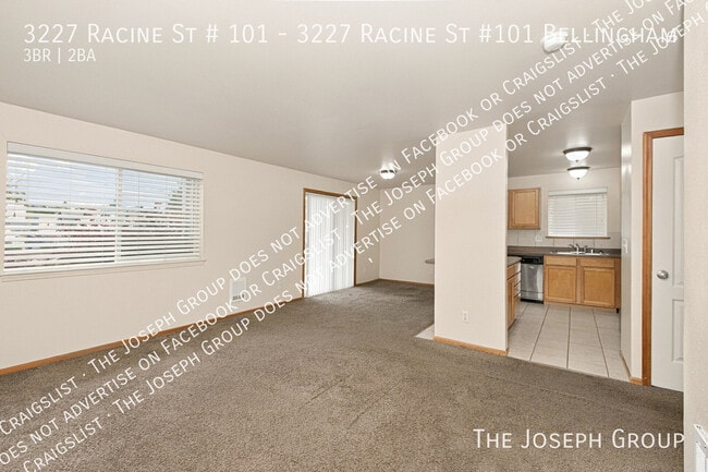 Building Photo - 3227 Racine St