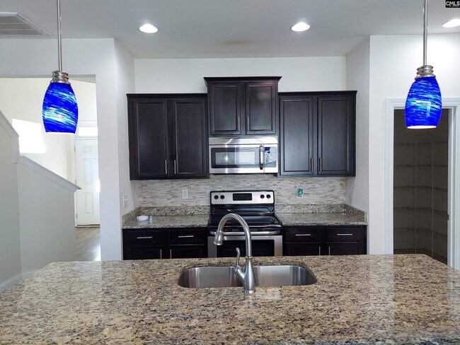 Building Photo - 203 Eagle Park Dr