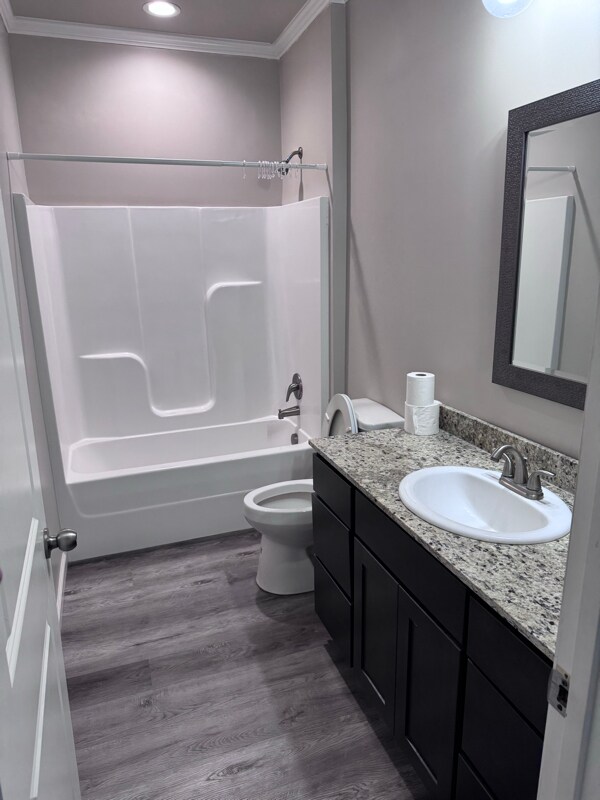 Building Photo - 305 W Second St