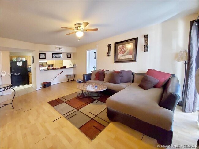 Building Photo - 2710 Forest Hills Blvd