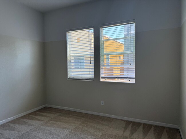Building Photo - Adorable 4/3 Tri-Level Home - Rancho!  Ple...