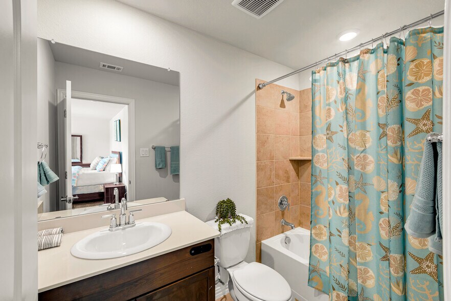 Building Photo - 2104 Bellatrix Dr