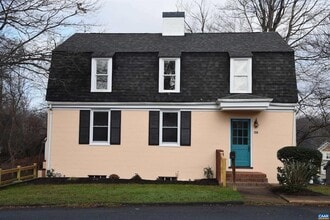 Building Photo - 107 Harris Rd