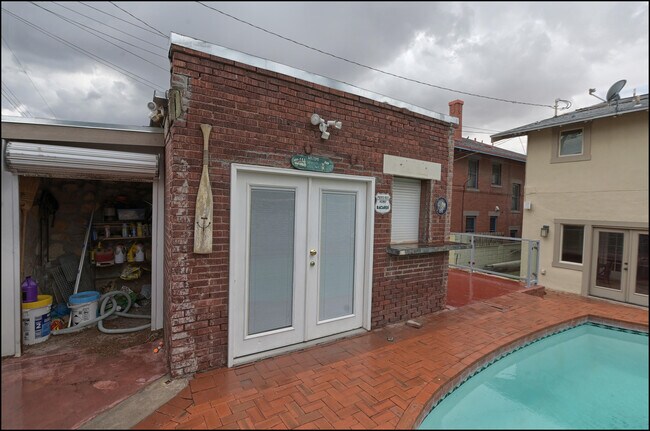 Building Photo - 1420 Hawthorne St