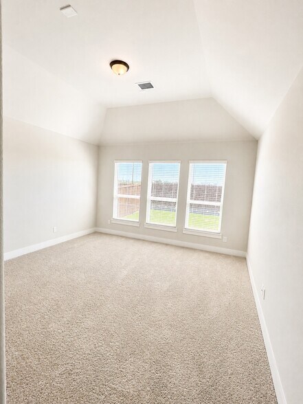 Building Photo - 5936 Mustang Creek Ln