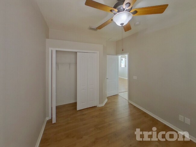 Building Photo - 10337 Avelar Ridge Dr