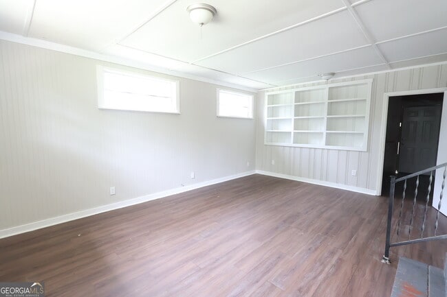 Building Photo - 1465 Irwinton Rd