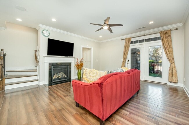 Building Photo - Impressive Townhome in Popular Five Points - Inside the Beltline Location