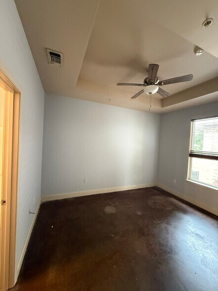 Building Photo - 2948 Magnolia Ct