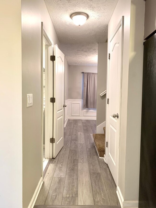 Building Photo - 946 Cobbler Dr