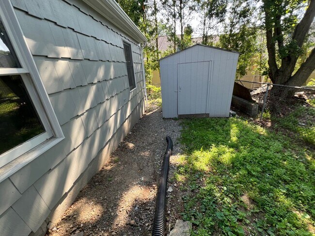 Building Photo - 485 Peet St