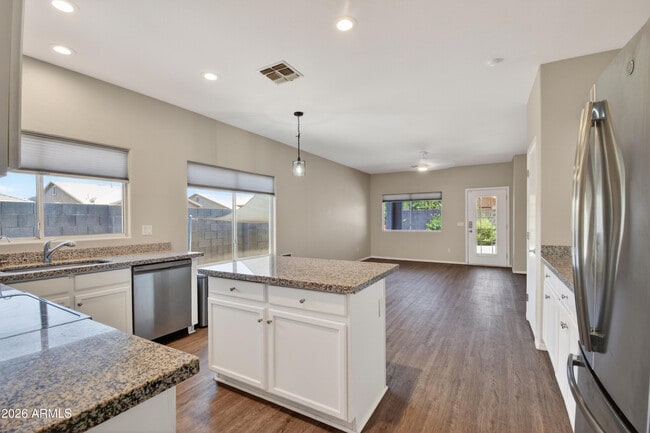 Building Photo - 3680 S Joshua Tree Ln