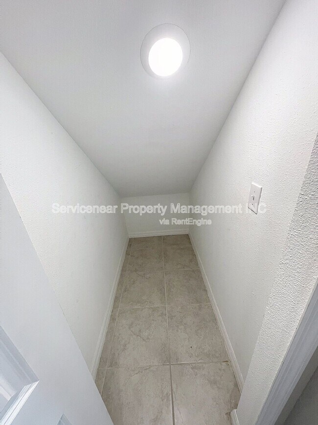 Building Photo - 4440 Globe Thistle Dr