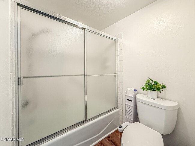 Building Photo - 560 Chapala Dr