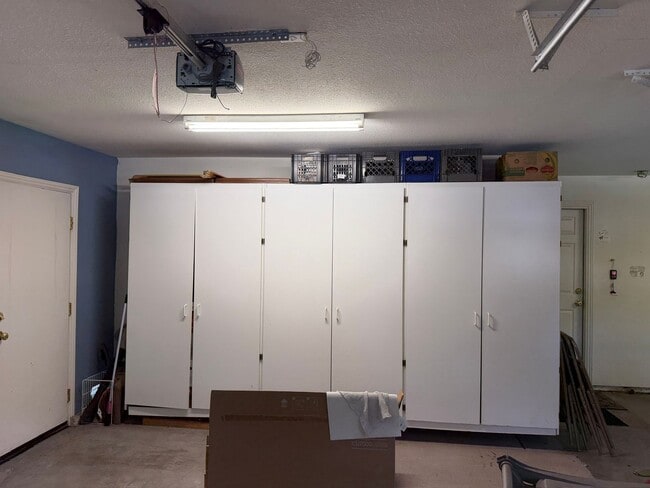 Building Photo - 5610 Adamstowne Way