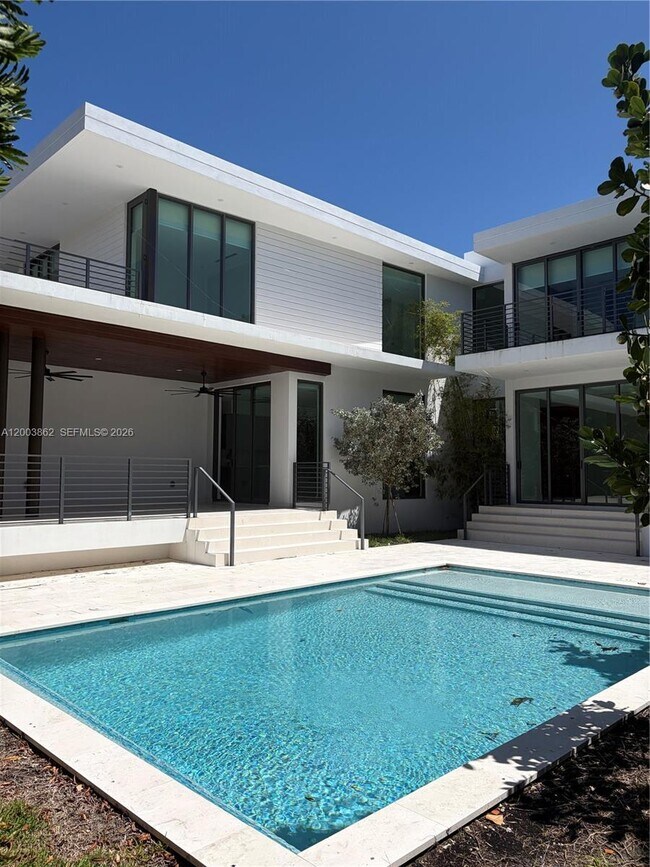 Building Photo - 253 W Enid Dr