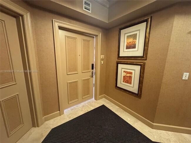 Building Photo - 17875 Collins Ave