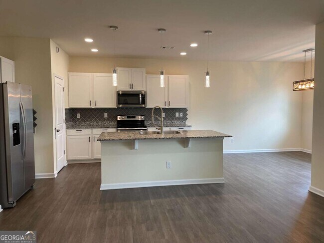 Building Photo - 78 Rapps Ave