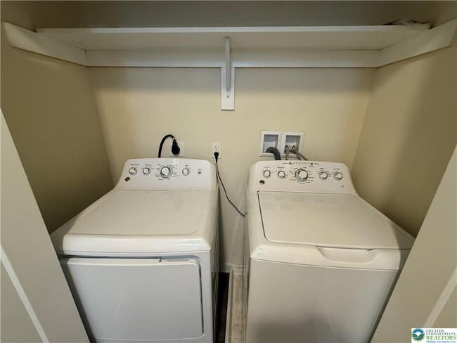 Building Photo - 39 John Alley